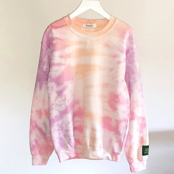 EComm, tie dye loungewear